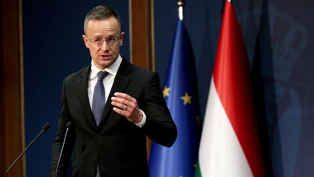 مجارستان: اروپا آماده جنگ با روسیه میشود مجارستان: اروپا آماده جنگ با روسیه میشود