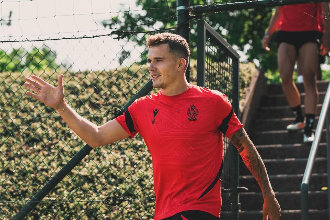 عکس | دنیس اکرت: در این روزهای سخت کنار مردم ایران هستم