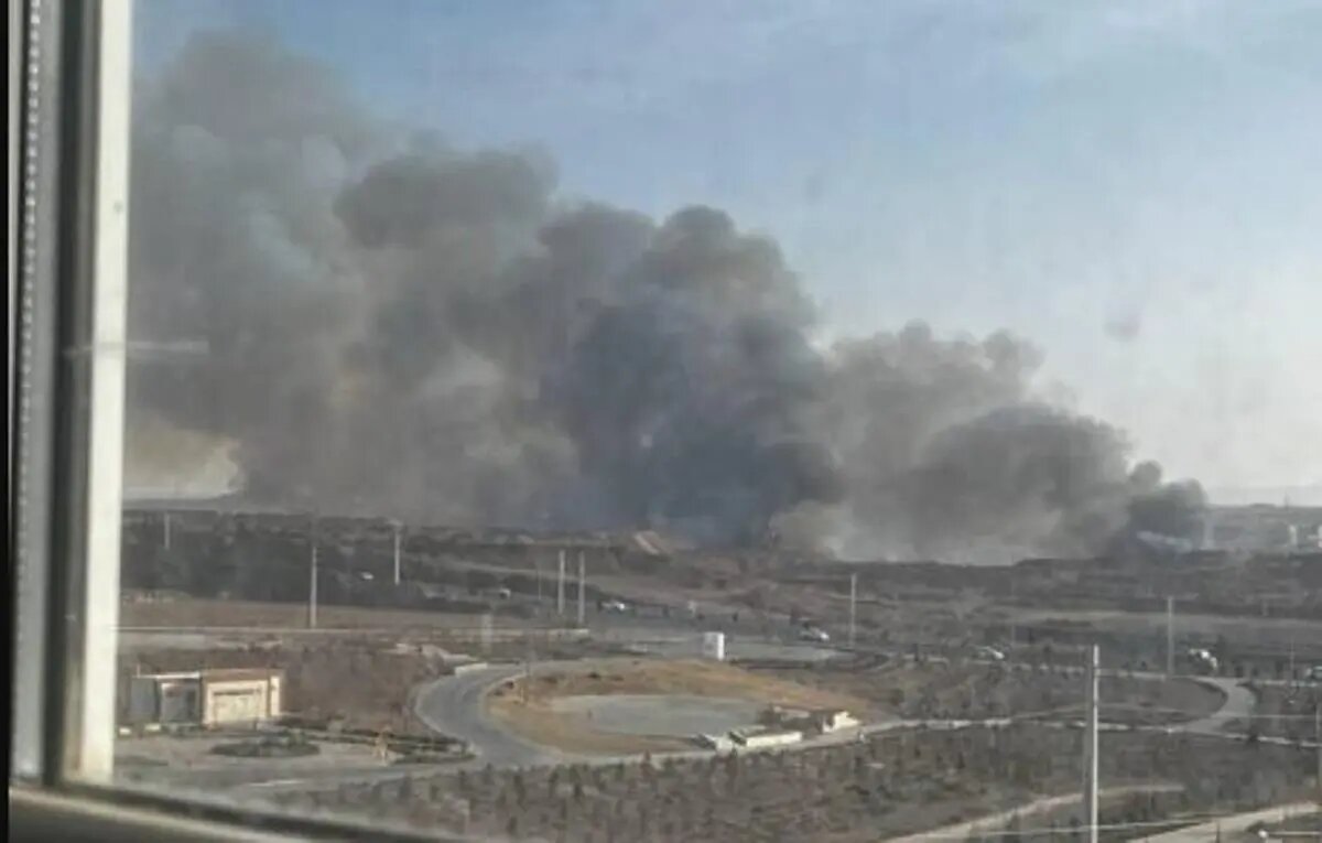 ببینید | تصاویر تازه از آتش‌سوزی در نیزارهای رودشور پرند