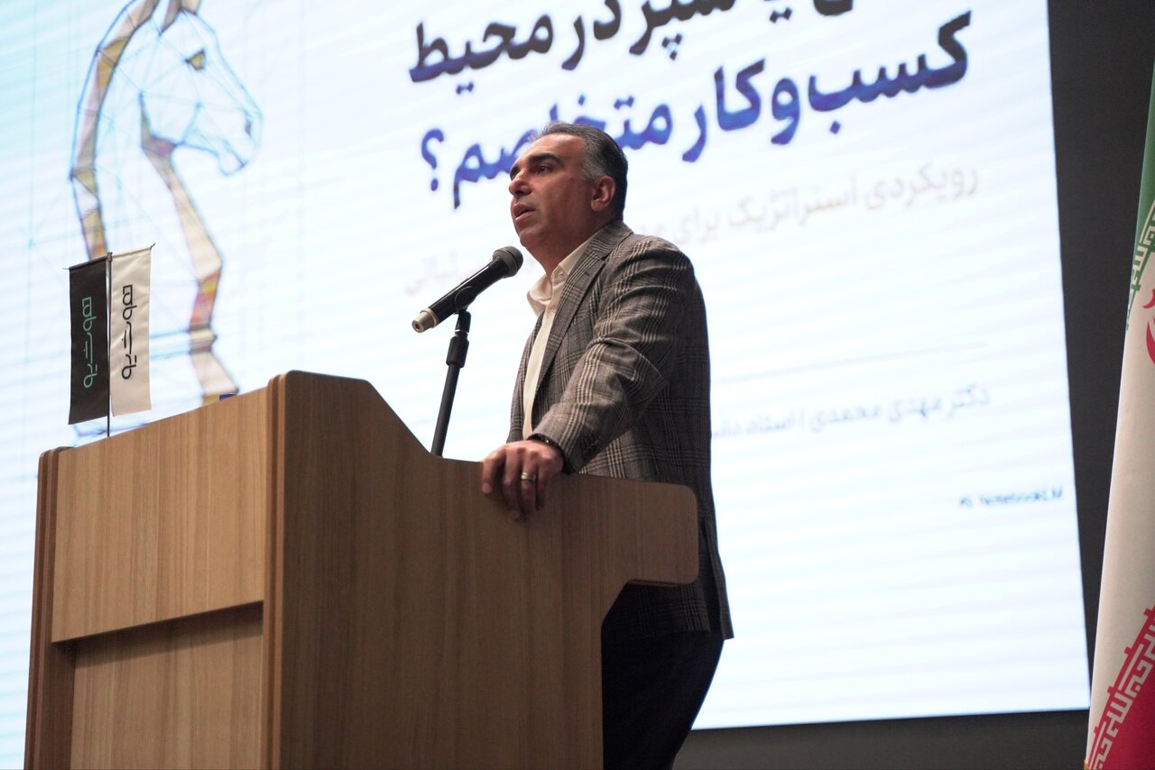 هوش مصنوعی به «سپر، سلاح و رادار» کسبوکارهای ایرانی تبدیل میشود هوش مصنوعی به «سپر، سلاح و رادار» کسبوکارهای ایرانی تبدیل میشود